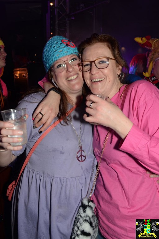 ../Images/Carnavals maandagavond in VdG 214.jpg